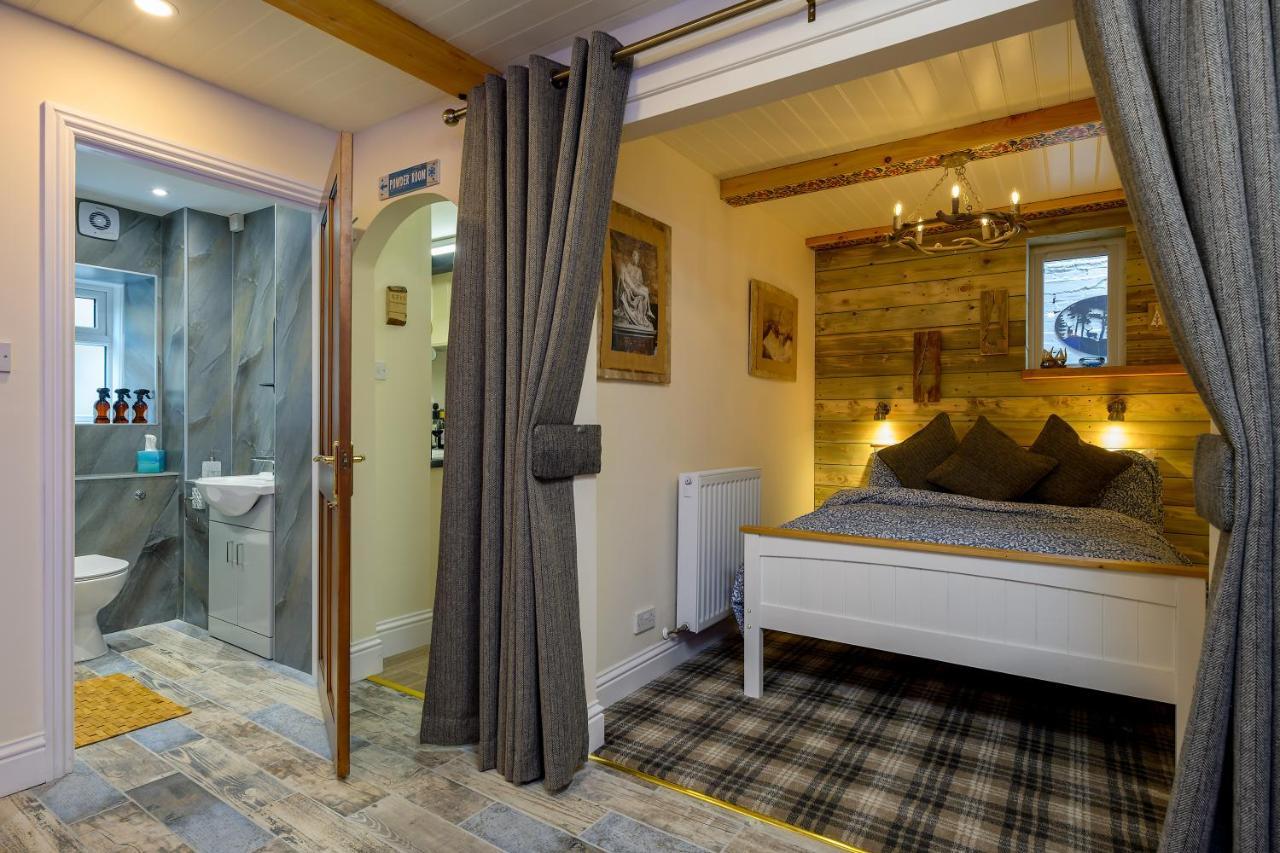 Anastasia'S Secret! Cupar Swiss Alpine Style Apartment Exterior photo
